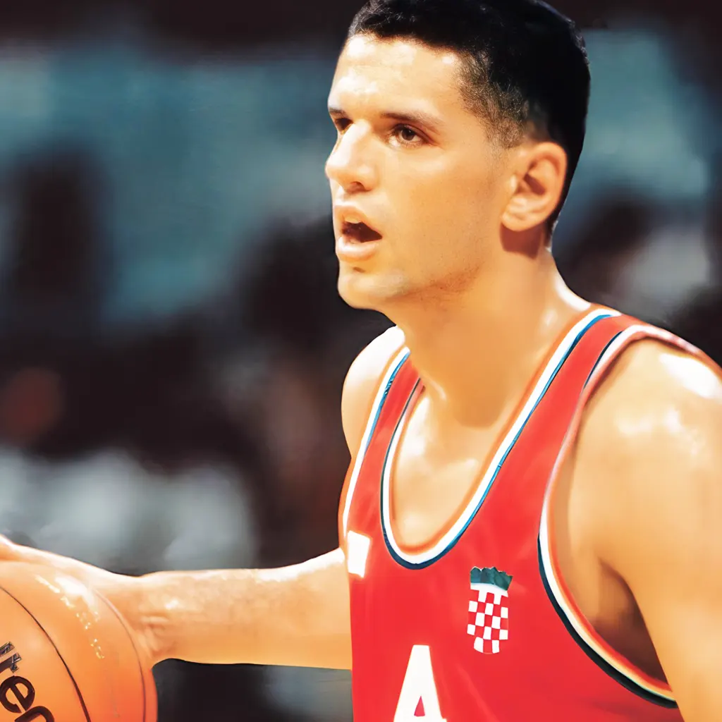 S hrvatskom seniorskom reprezentacijom Dražen je osvojio srebrnu medalju na Olimpijskim igrama (1992. – Barcelona, Španjolska) i brončanu medalju na EuroBasketu (1993. – München, Njemačka)